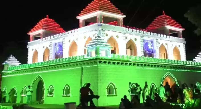வீரபாண்டிய கட்டபொம்மன் விழா.. வீரத்துடன் நடைபெற்ற விழாவில் மக்கள் உற்சாகம் !!