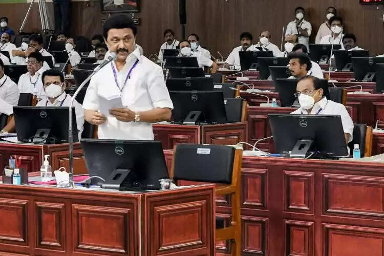 யார் தவறு செய்தாலும் அது திமுகவை சேர்ந்தவர்களாகவே இருந்தாலும் கடுமையான நடவடிக்கை - முதல்வர் உறுதி யார் தவறு செய்தாலும் அது திமுகவை சேர்ந்தவர்களாகவே இருந்தாலும் கடுமையான நடவடிக்கை - முதல்வர் உறுதி