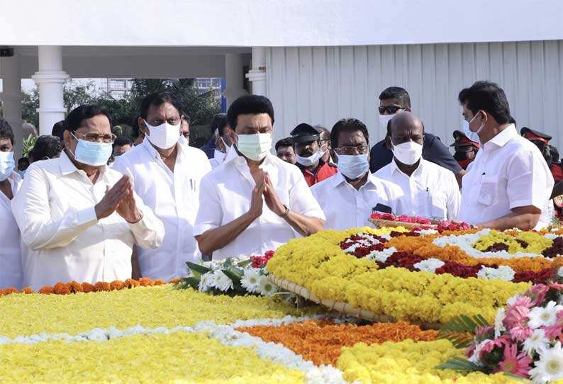 பேரறிஞர் காட்டிய வழியில் பயணிப்போம்.. முதல்வர் மு.க.ஸ்டாலின் ட்வீட்..!