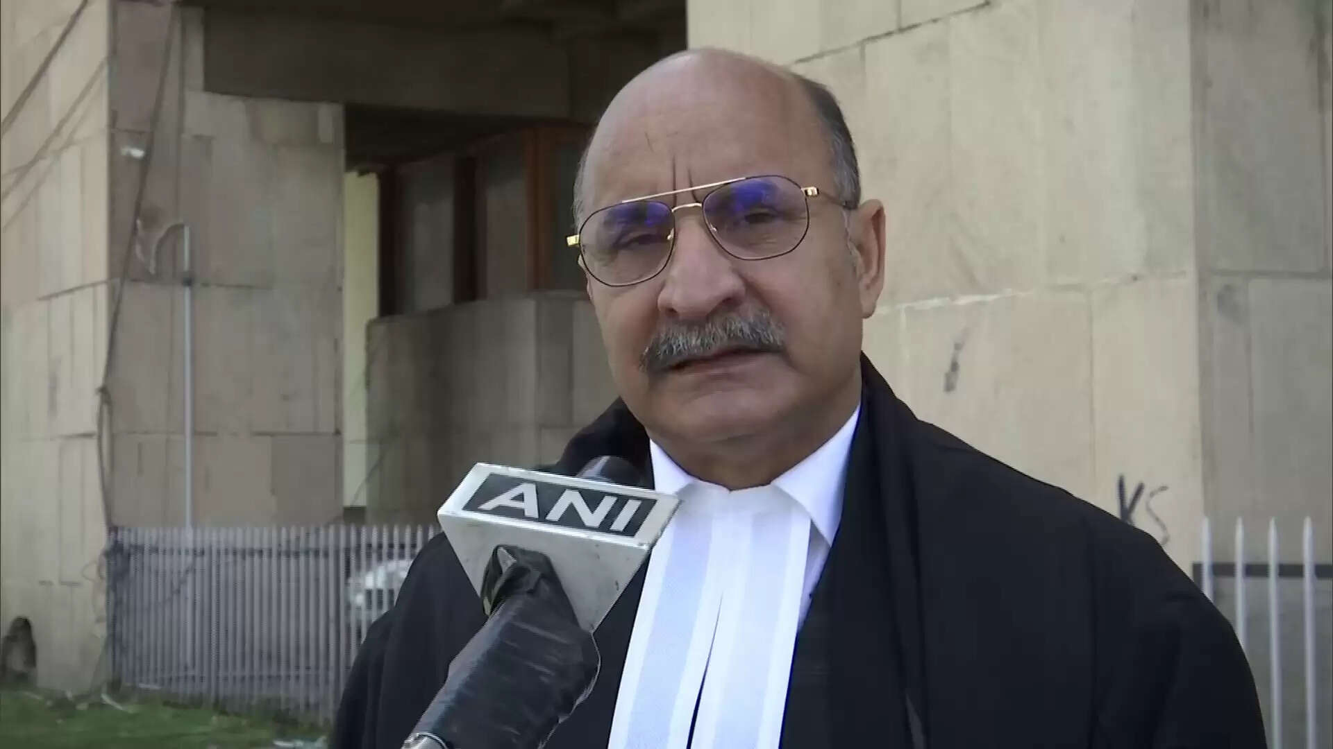 ஹிஜாப் விவகாரம்: உச்சநீதிமன்றத்தில் மேல் முறையீடு செய்வோம்!!