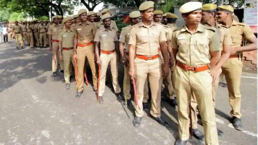 இனி தமிழ் தேர்வில் 40 மதிப்பெண் பெற்றால் தான் தேர்ச்சி.!!