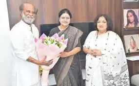 அரசியல் பரபரப்பு.. ரஜினிகாந்த் - சசிகலா திடீர் சந்திப்பு..!