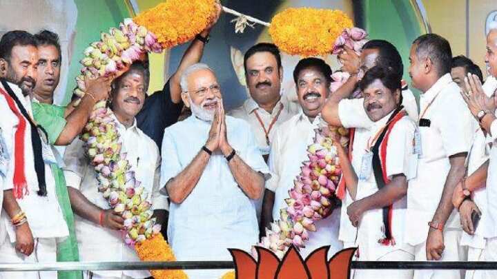 மக்களின் உயிரை விட மோடிக்கு தேர்தல் தான் முக்கியம்! வெளுத்து வாங்கிய காங்கிரஸ்!