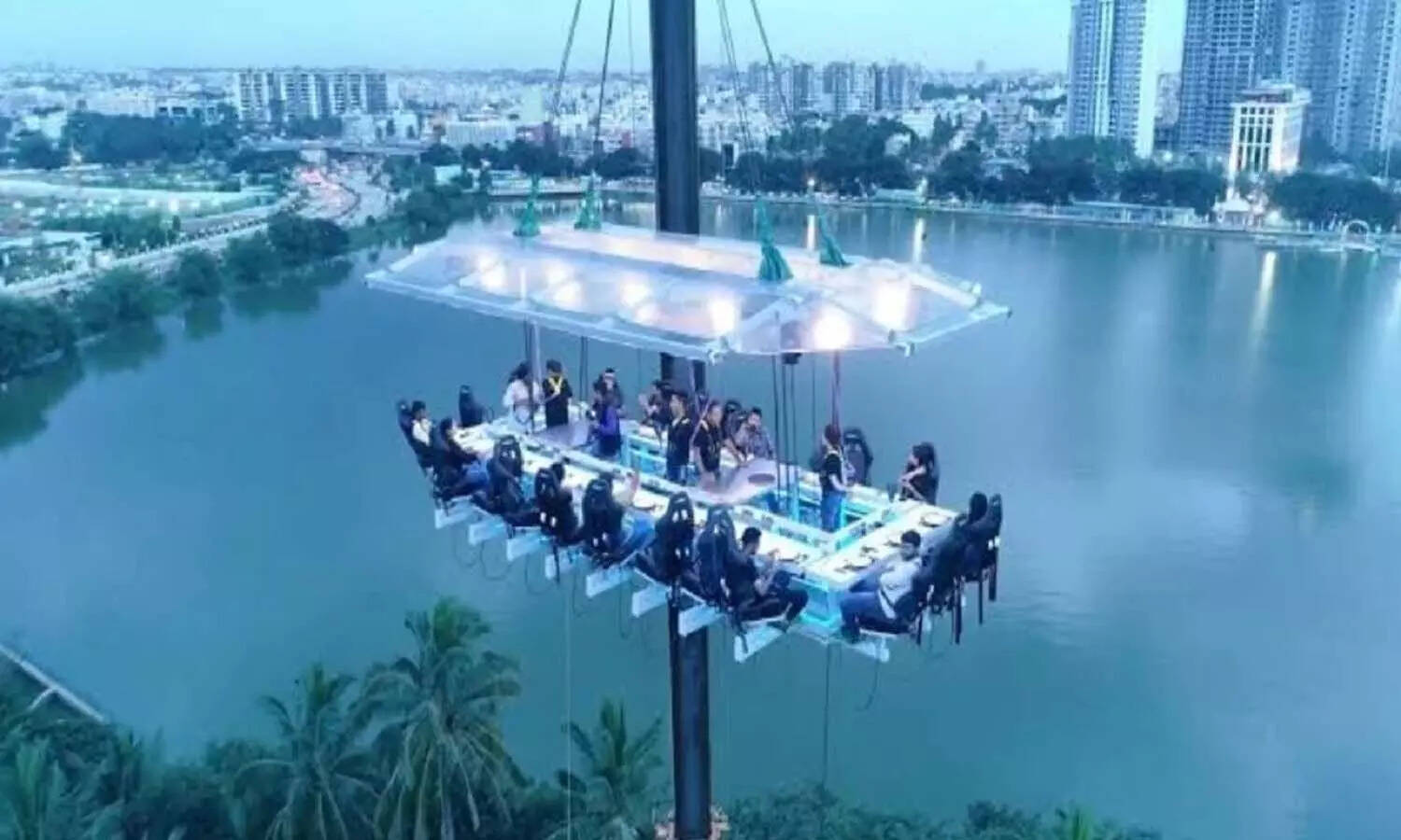 flying restaurant