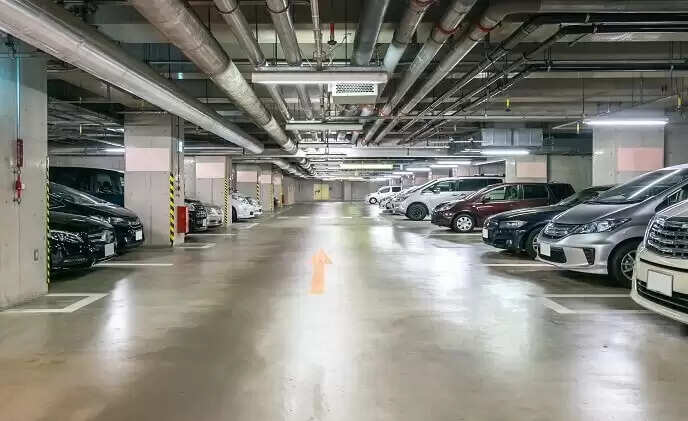 mall parking 1
