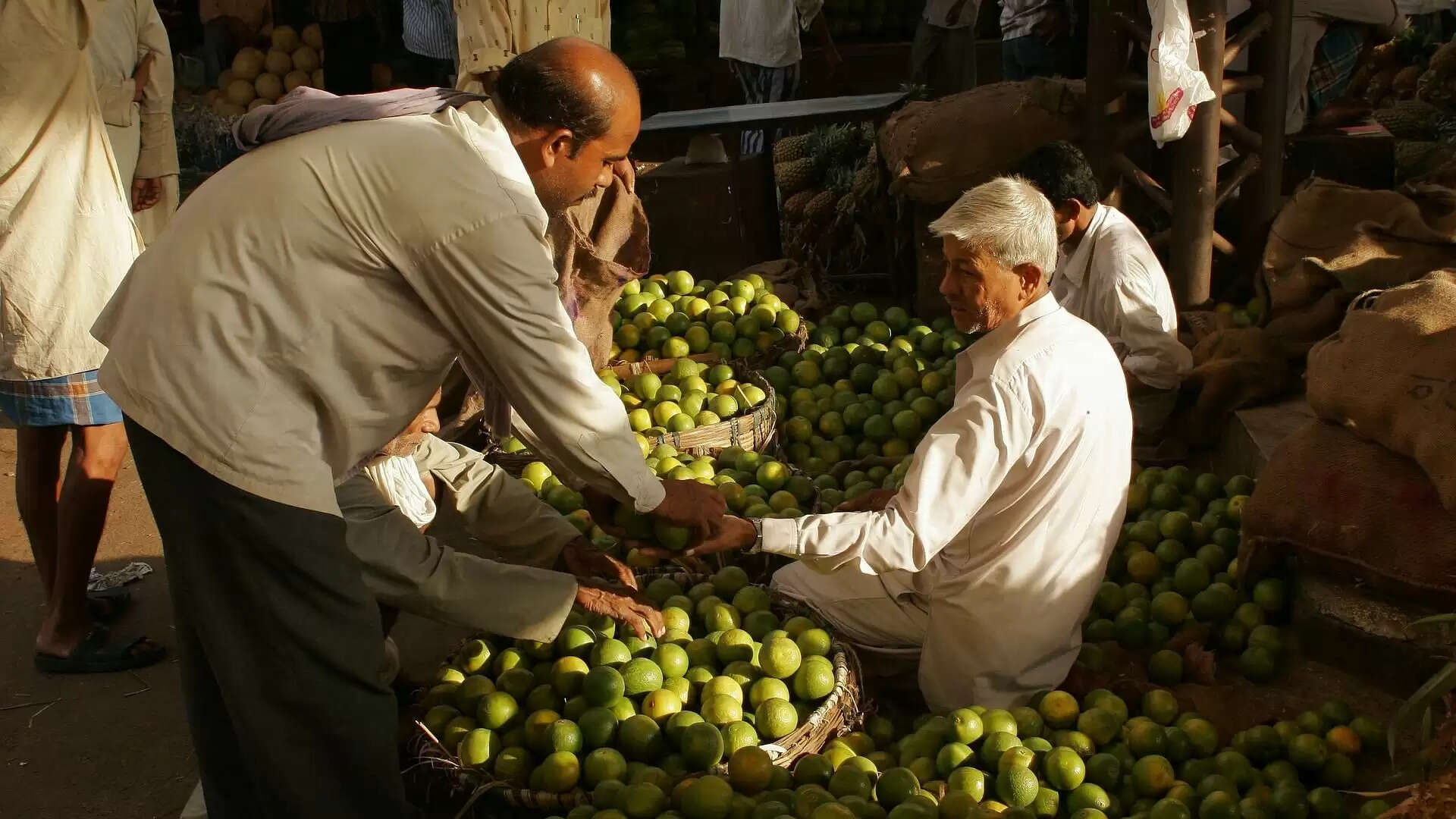 ‘சி வோட்டர்’ கருத்துக்கணிப்பில் வெளியான அதிர்ச்சி செய்தி..!!