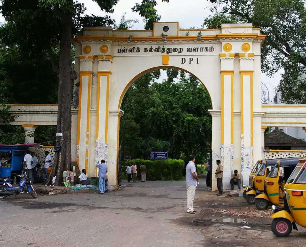 தமிழ்நாட்டில் 9-ம் வகுப்பு மாணவர்களுக்கான தொழிற்கல்வி பாடம் ரத்து..!!