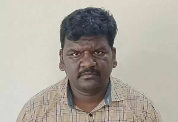 பொதுமக்களே உஷார்.. ஏடிஎம் மிஷினில் நூதன முறையில் திருட்டு.. ஒருவர் கைது..!