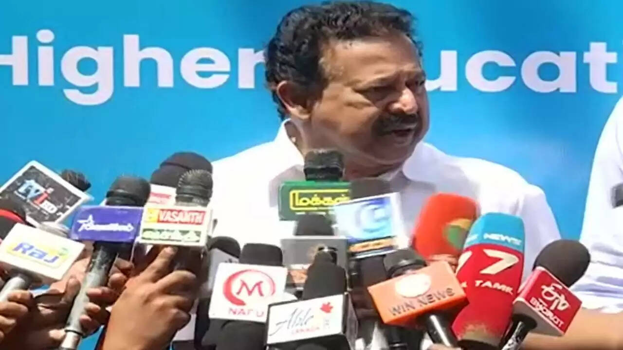 உலகிலேயே மிகச்சிறந்த பாடத்திட்டமாக பொறியியல் பாடத்திட்டம் மாற்றப்படும் - அமைச்சர் பொன்முடி..!!