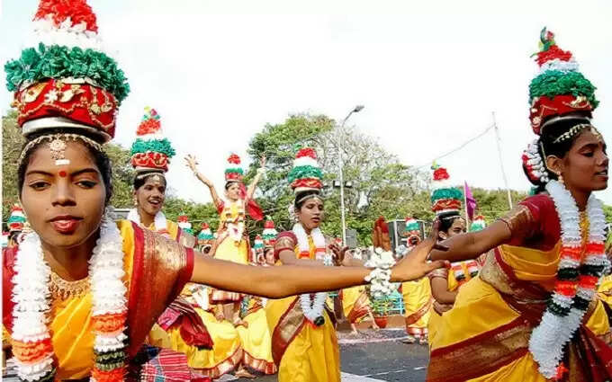 இனி அரசு நிகழ்ச்சிகளில் நாட்டுப்புற கலைகள் - தமிழ்நாடு அரசு உத்தரவு..!! இனி அரசு நிகழ்ச்சிகளில் நாட்டுப்புற கலைகள் - தமிழ்நாடு அரசு உத்தரவு..!!