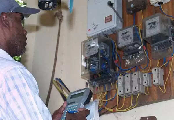 மின் கட்டணத்தில் 50% தள்ளுபடி... இன்ப அதிர்ச்சி கொடுத்த அரசு..!