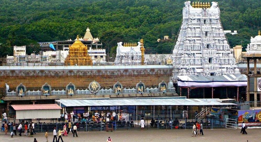 திருப்பதி வரும் பக்தர்களுக்கு இலவச உணவு!!