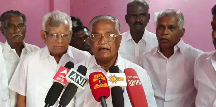 மதிமுகவை தாய் கழகமான திமுகவோடு இணைக்க வேண்டும் - மாவட்ட செயலாளர்கள் போர்க்கொடி..!!