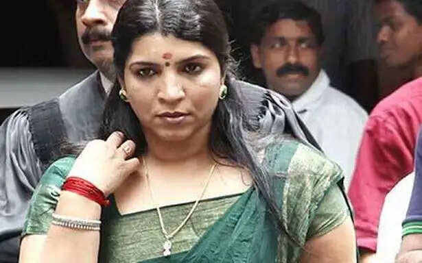 விஷம் கொடுத்து கொல்ல முயன்றனர்.. நடிகை சரிதா நாயர் பரபரப்பு தகவல்..!