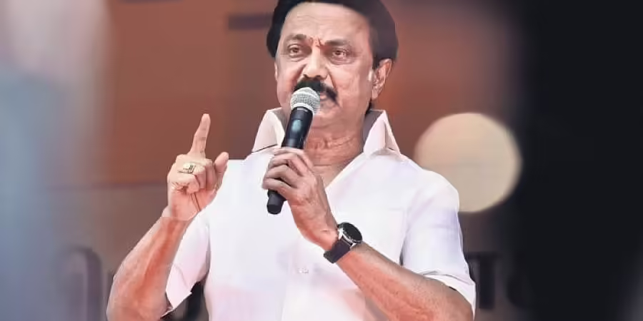 ஆயிரம் அமித்ஷாக்கள் வந்தாலும் எங்களை அசைக்க முடியாது : முதலமைச்சர் பேச்சு வைரல்!! ஆயிரம் அமித்ஷாக்கள் வந்தாலும் எங்களை அசைக்க முடியாது : முதலமைச்சர் பேச்சு வைரல்!!