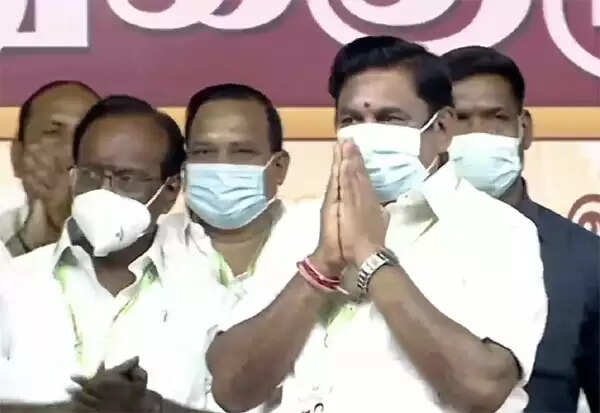 இடைக்கால பொதுச்செயலாளராக எடப்பாடி பழனிசாமி தேர்வு.. 4 மாதங்களுக்குள் தேர்தல்..! இடைக்கால பொதுச்செயலாளராக எடப்பாடி பழனிசாமி தேர்வு.. 4 மாதங்களுக்குள் தேர்தல்..!