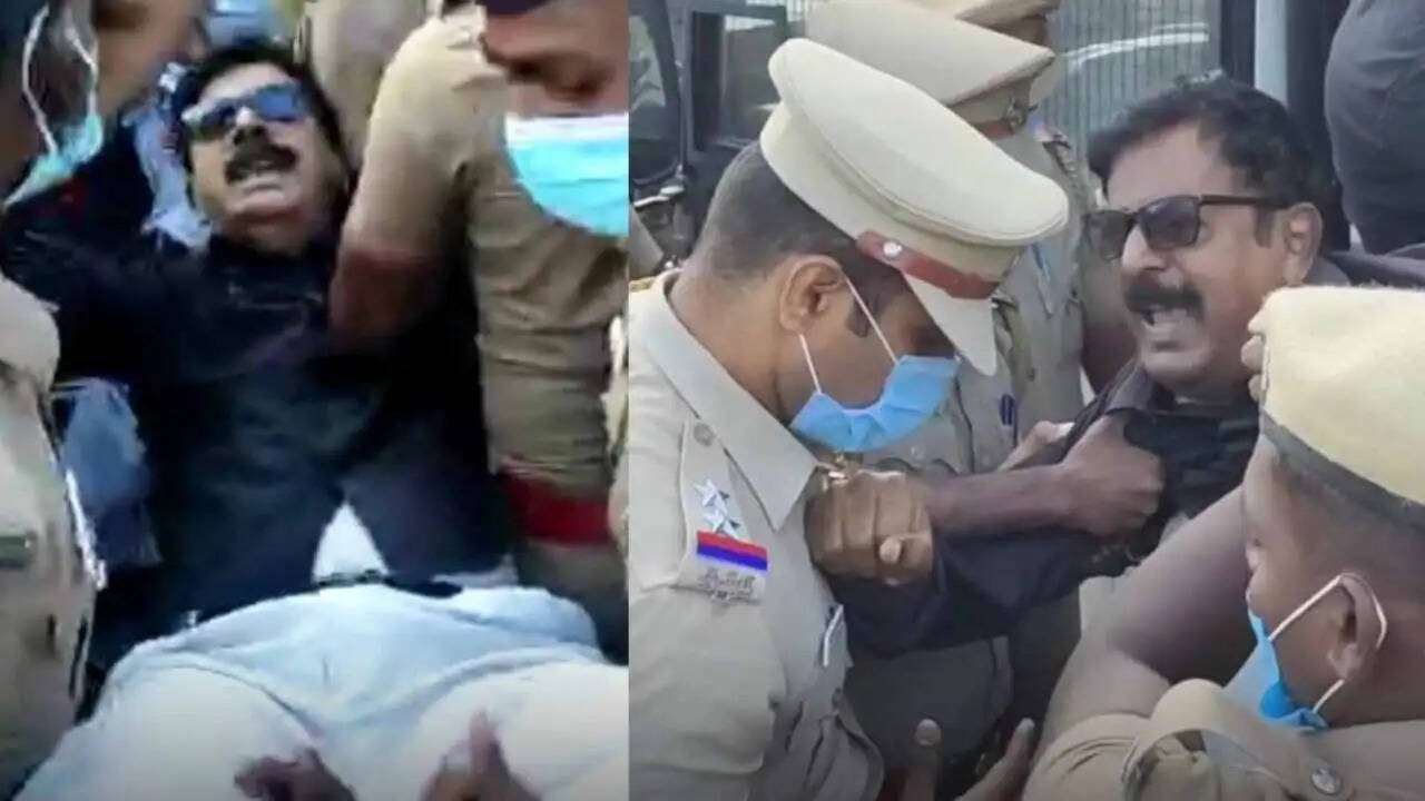 ஆர்.எஸ்.எஸ். பயிற்சிக்கு எதிர்ப்பு தெரிவித்து முற்றுகையிட்ட 30 பேர் குண்டுகட்டாக கைது..!! ஆர்.எஸ்.எஸ். பயிற்சிக்கு எதிர்ப்பு தெரிவித்து முற்றுகையிட்ட 30 பேர் குண்டுகட்டாக கைது..!!