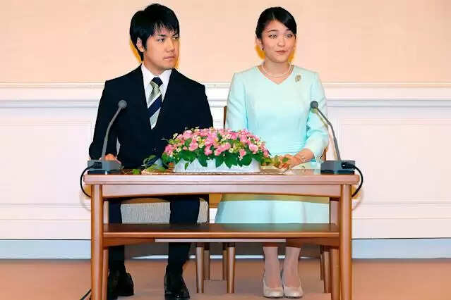 காதலனை மணப்பதற்காக அரச குடும்பத்தின் சொத்தை விட்டுக்கொடுத்த இளவரசி!