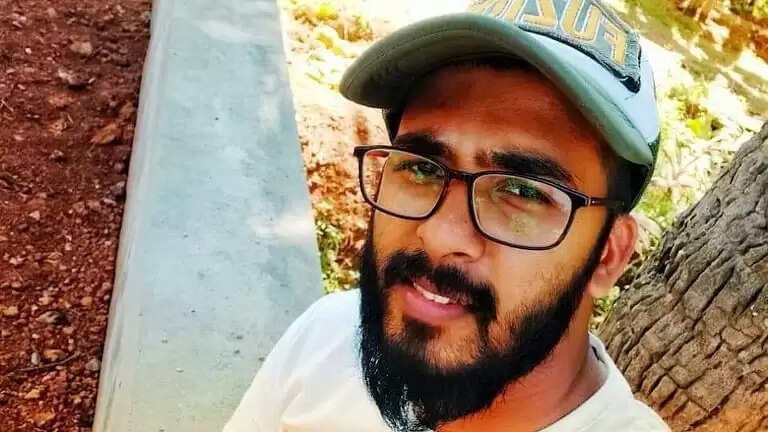 ஒரே இளைஞரை காதலித்த 2 இளம்பெண்கள்... இறுதியில் உயிரைவிட்ட இளைஞர் !!