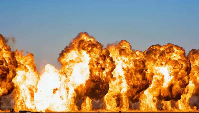 மனைவியை கொல்ல மனித வெடிகுண்டாய் மாறிய கணவன்!