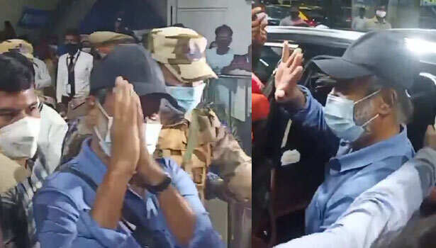 மருத்துவ பரிசோதனை முடிந்தது.. சென்னை திரும்பிய ரஜினிக்கு உற்சாக வரவேற்பு !!