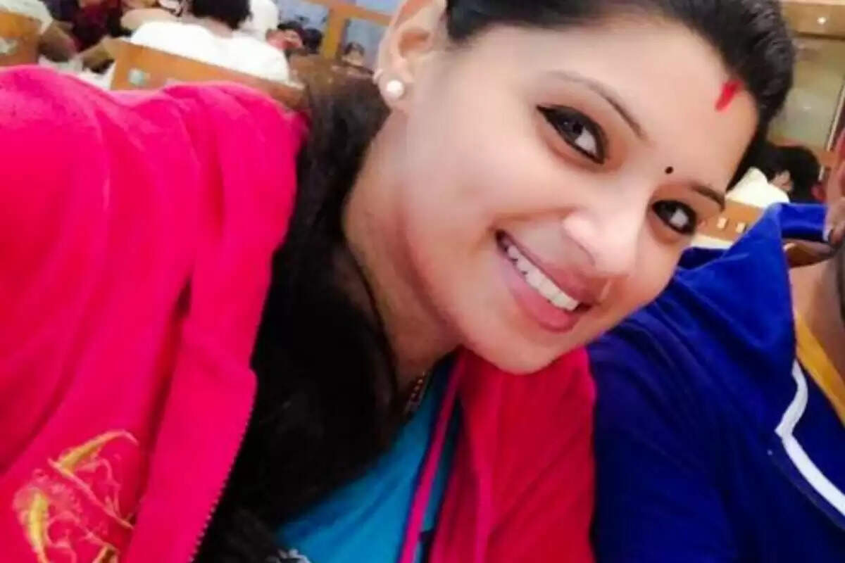 பிரபல சீரியல் நடிகரின் மனைவி மீது தயாரிப்பாளர் பரபரப்பு புகார் !!