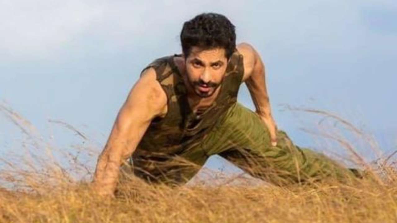 பிரபல நடிகர் குறித்து துப்பு கொடுத்தால் ரூ.1 லட்சம் பரிசு! காவல்துறை அறிவிப்பு !!