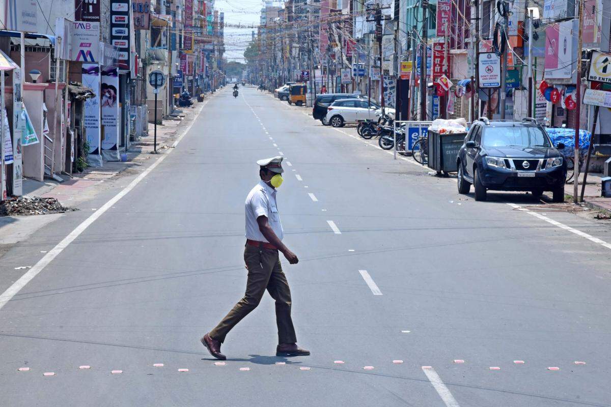 மறுபடியும் முதலில் இருந்தா? 30ம் தேதி வரை இரவு ஊரடங்கு அமல்!
