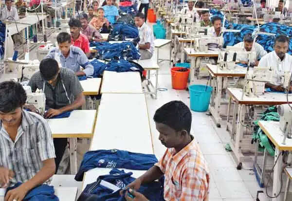 தொழிலாளர்களுக்கு ஹேப்பி நியூஸ்.. 5 நாட்கள் தொடர் விடுமுறை..!