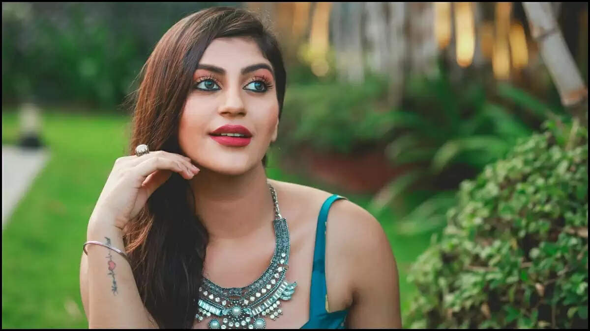 வீட்டில் பார்த்த மாப்பிள்ளைக்கு ஓகே சொன்ன பிரபல நடிகை!!