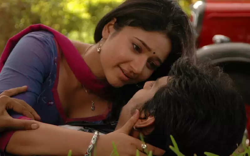 கேரள ஸ்டைலில் பூனம் பாஜ்வா.. வைரலாகும் புகைப்படம்..!