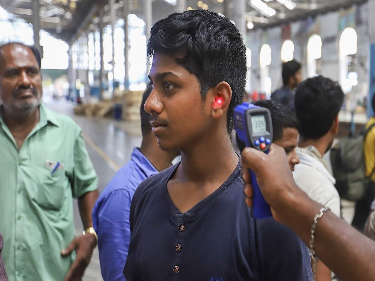 மக்களே உஷார்..!! தமிழகத்தில் புதிய உச்சம் தொட்ட கொரோனா பாதிப்பு..!!