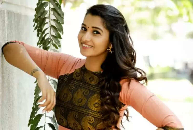 பிக்பாஸ்ஸில் நடிகை ப்ரியா பவானிசங்கர்? ரசிகர்கள் உற்சாகம் !!