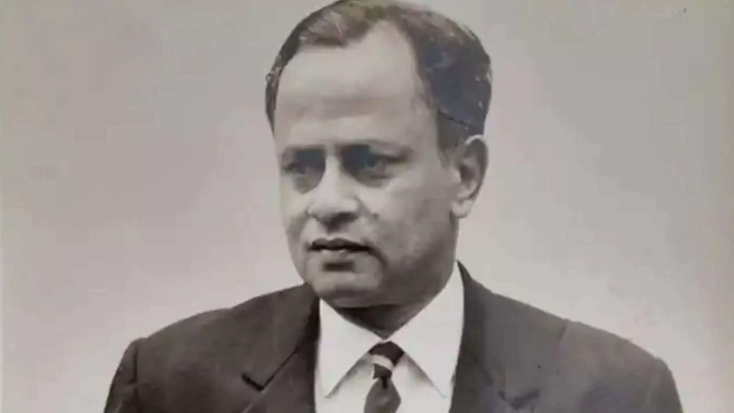 badminton-player-Nandu-Natekar