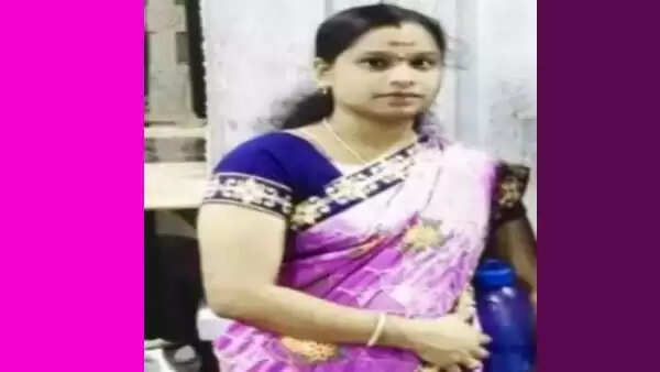 ஆன்லைன் ரம்மியின் கோர முகத்தால் மனைவியை கொன்று பிளாஸ்டிக் கவரில் மறைத்த கணவன்..! ஆன்லைன் ரம்மியின் கோர முகத்தால் மனைவியை கொன்று பிளாஸ்டிக் கவரில் மறைத்த கணவன்..!