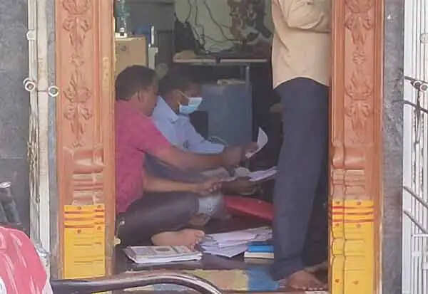 ராணிப்பேட்டை நகராட்சி பொறியாளர் 6 பிரிவுகளில் வழக்குப்பதிவு!!