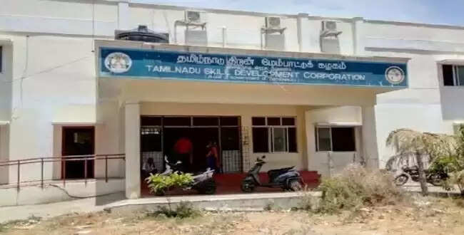 மாதம் ரூ.50 ஆயிரம் சம்பளம்.. தமிழக அரசு வேலை.. உடனே அப்ளை பண்ணுங்க..!