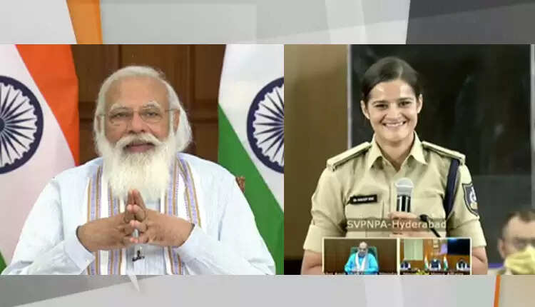 பல் வலிக்கு மருந்து தரும் டாக்டர், பல்லை உடைக்கும் வேலைக்கு வந்தது ஏன்? பிரதமர் கேள்வியால் கலகலப்பு..!!