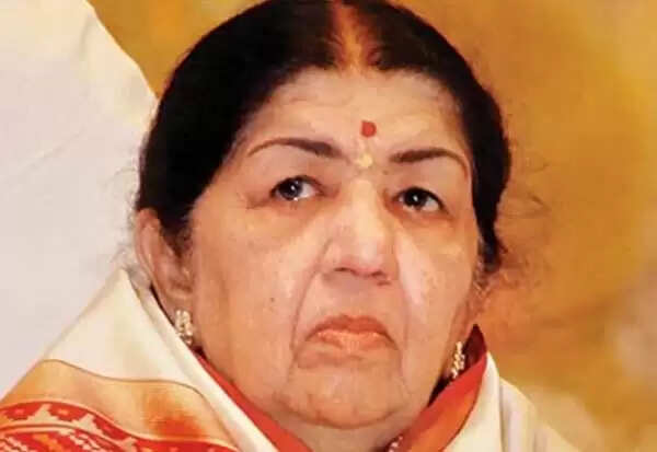 லதா மங்கேஷ்கருக்கு நிமோனியா உறுதி.. தீவிர சிகிச்சைப் பிரிவில் அனுமதி..! லதா மங்கேஷ்கருக்கு நிமோனியா உறுதி.. தீவிர சிகிச்சைப் பிரிவில் அனுமதி..!
