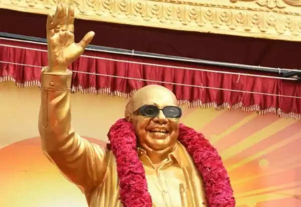 கருணாநிதி சிலை வைக்க தடை.. உயர்நீதிமன்றம் உத்தரவு..!