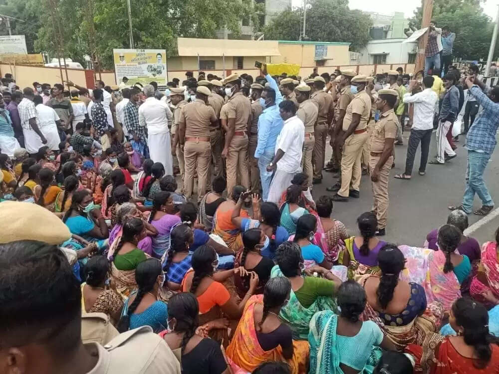kallakurichi protest