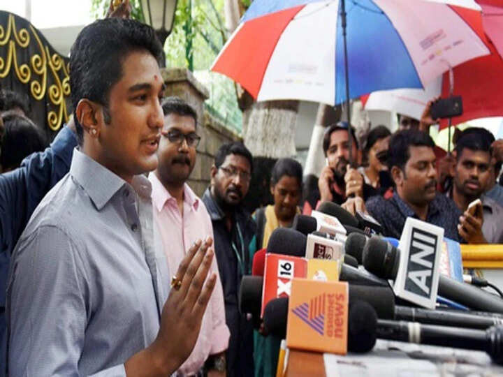 கொடநாடு வழக்கு தொடர்பாக விவேக் ஜெயராமனிடம் போலீசார் விசாரணை..!!
