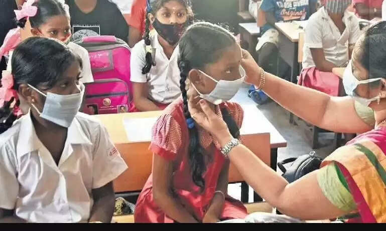 #BREAKING:- பள்ளிகளில் மாஸ்க் கட்டாயம் - பள்ளிக்கல்வித்துறை அறிவிப்பு..!!