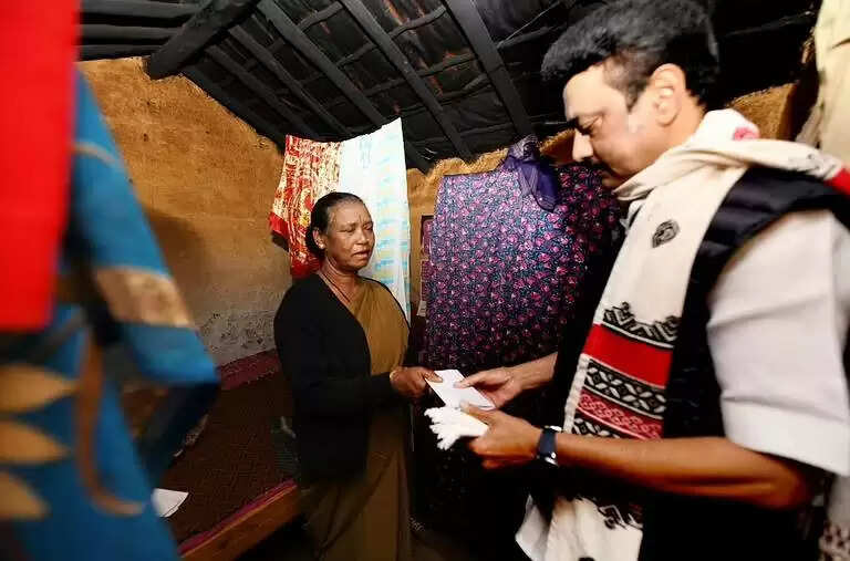 நீலகிரி மலைகளோடு சேர்த்து எங்கள் அரசு மக்களையும் பாதுகாக்கும் - முதல்வர் ஸ்டாலின்..!!