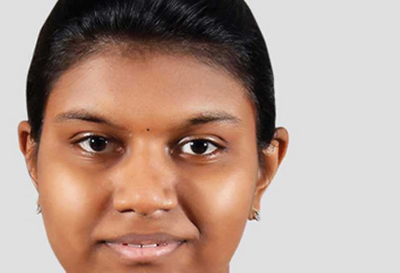 நாமக்கல் மாணவி கீதாஞ்சலி நீட் தேர்வில் முதலிடம்..!