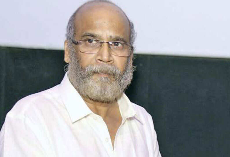 நடிகர்கள் ரூ.100 கோடி சம்பளம் வாங்குவது அயோக்கியத்தனம்: இயக்குநர் காட்டம் !!