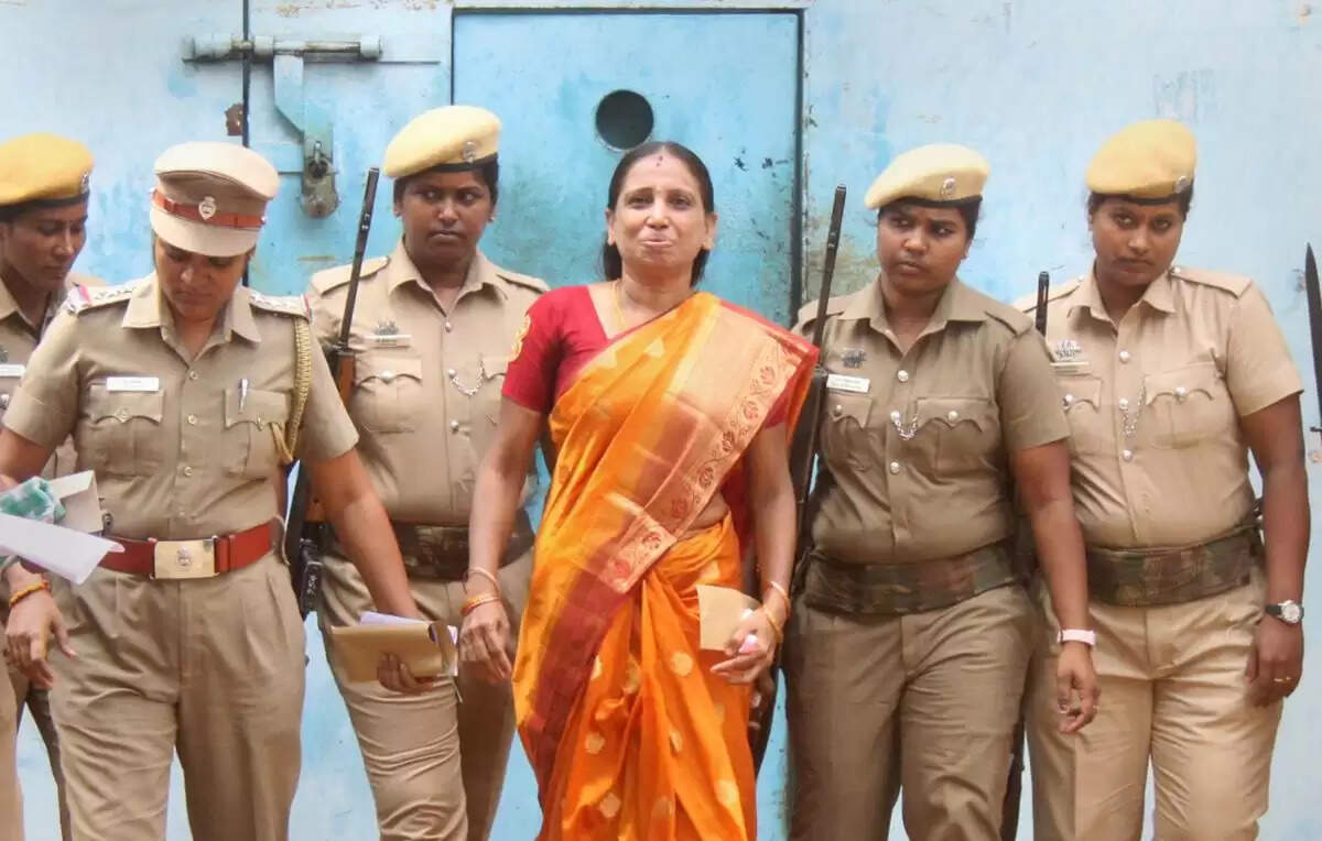 நளினிக்கு மேலும் 30 நாள் பரோல் நீட்டிப்பு!!