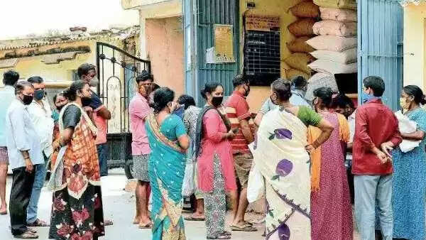 ரேஷன் கடைகளில் இது கட்டாயம் இருக்கணும்.. தமிழக அரசு அதிரடி உத்தரவு..!