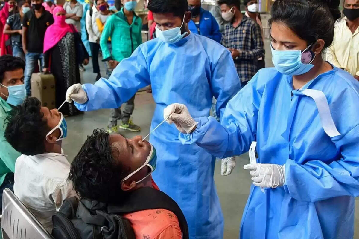 30 மாணவர்களுக்கு கொரோனா: பள்ளி, கல்லூரிகளுக்கு அலர்ட்..!