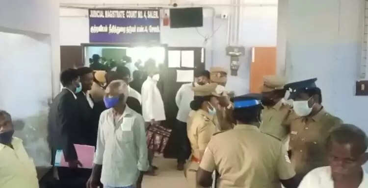 நீதிபதியை கொலை செய்ய முயற்சி.. காரணம் கேட்டு அதிர்ச்சியான போலீசார்..!!